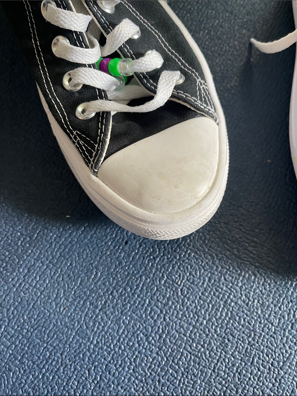 Converse Shows - Picture 7 of 9